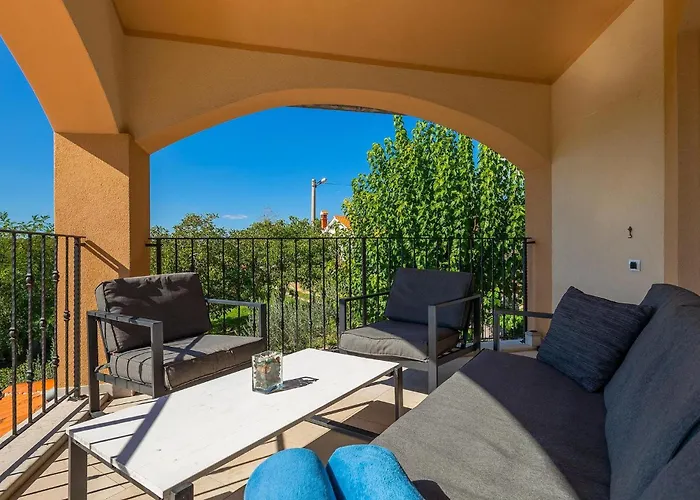 Dinka Tatil Evi